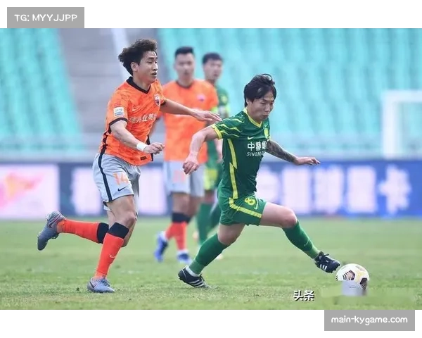 中下游球队借鉴成功经验，防守反击战术普遍应用